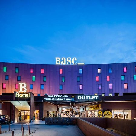 Base Hotel Noventa di Piave Bagian luar foto