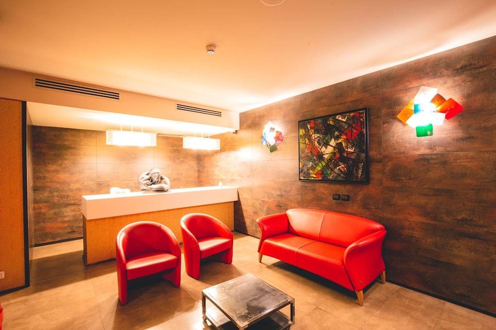 Base Hotel Noventa di Piave Bagian luar foto